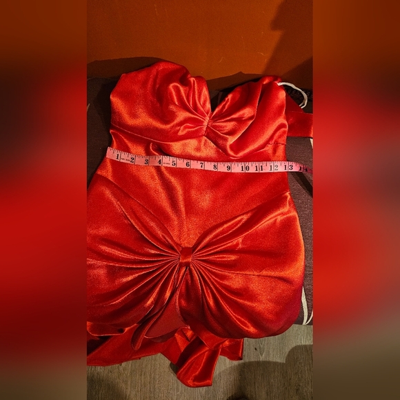 Women's Red satin dress. Ruffle Hemline. Size Xs - Picture 12 of 15